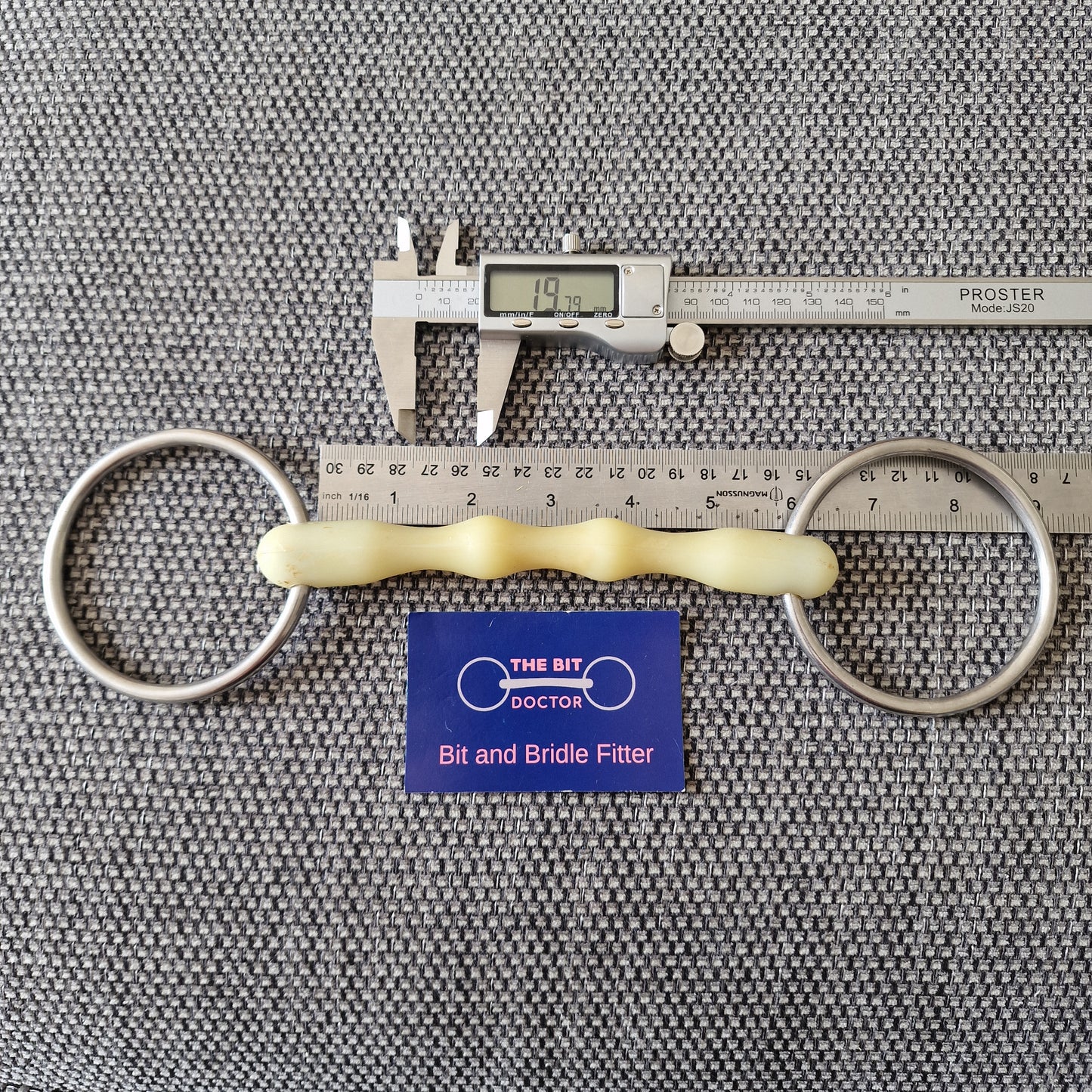 5.75" Happy Mouth Loose Ring Mullen Snaffle bit B415