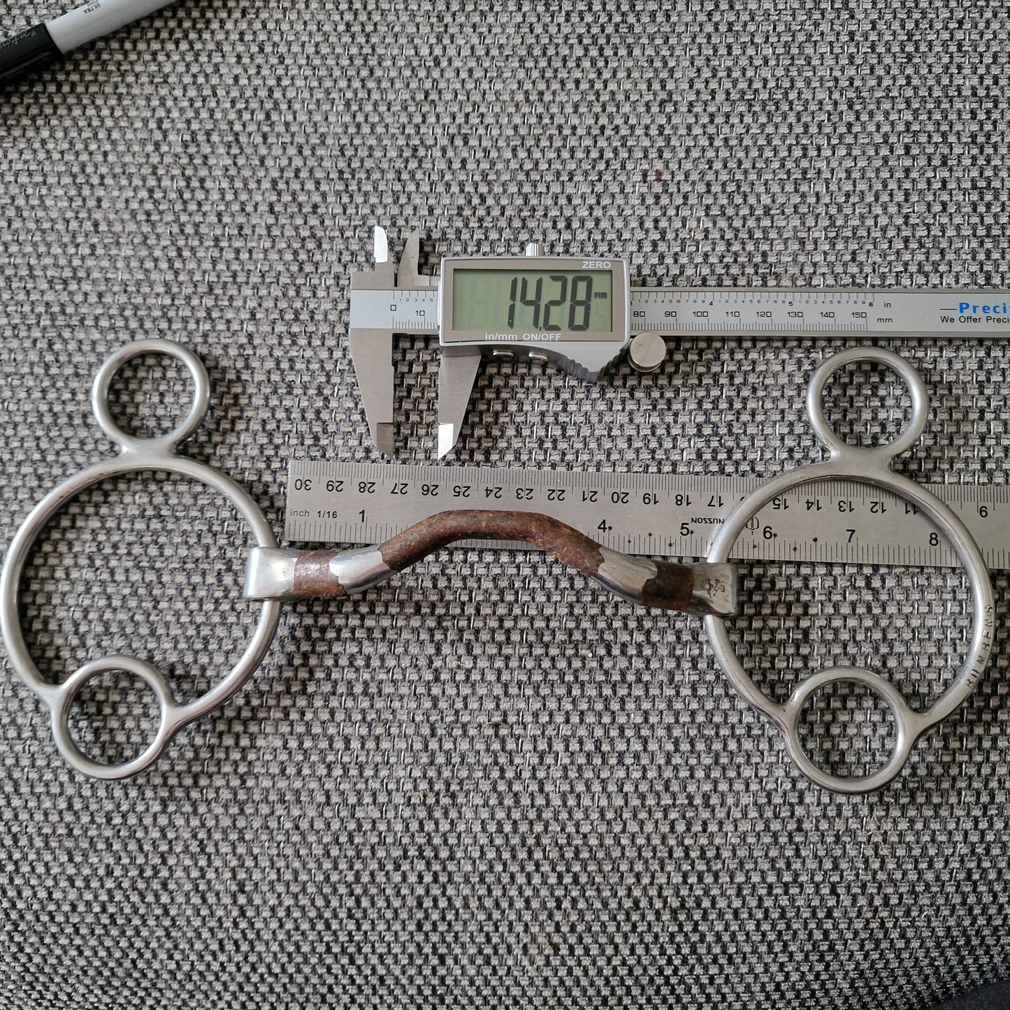 5" 125mm bombers happy tongue 2.5 ring universal gag bit B290