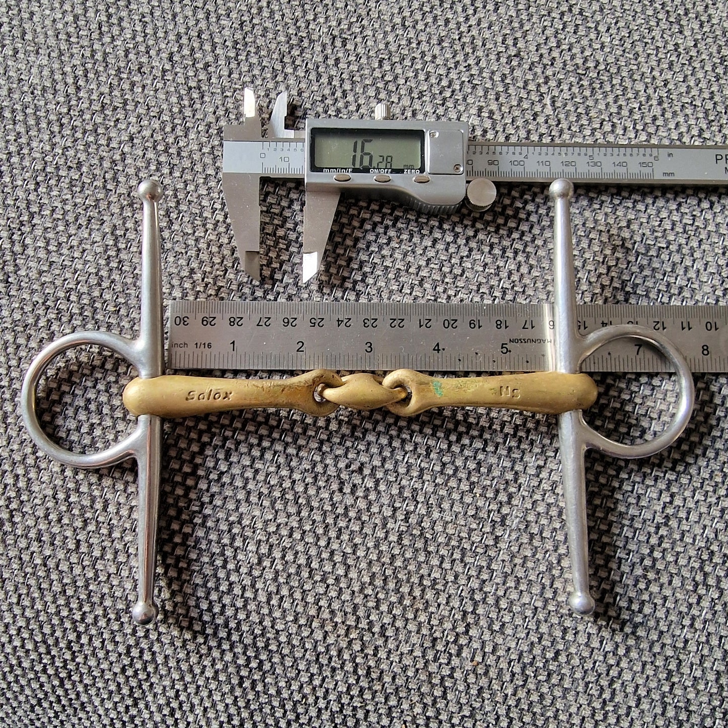 5.5" neue schule transangle lozenge full cheek snaffle Bit B1412