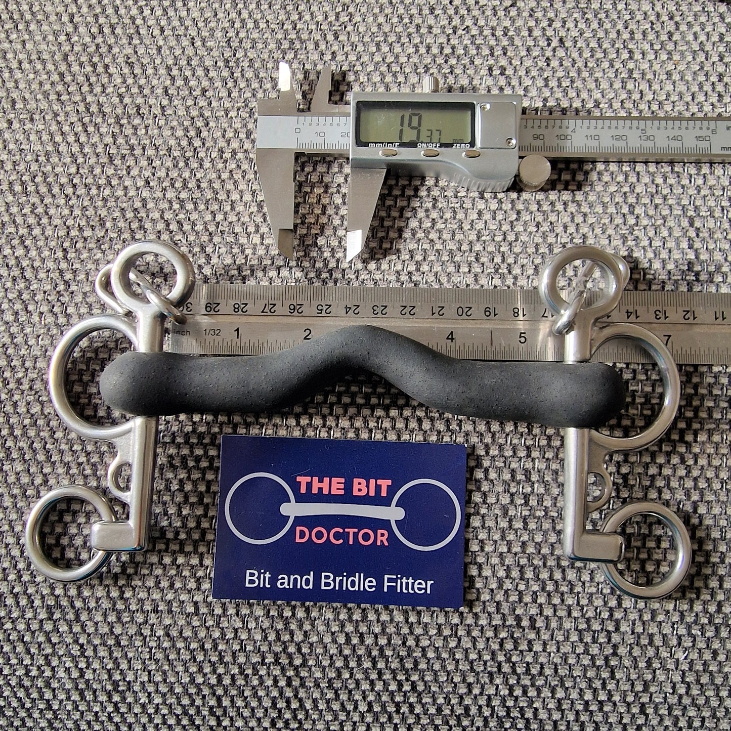5.25" Custom rubber ported baby pelham bit B688