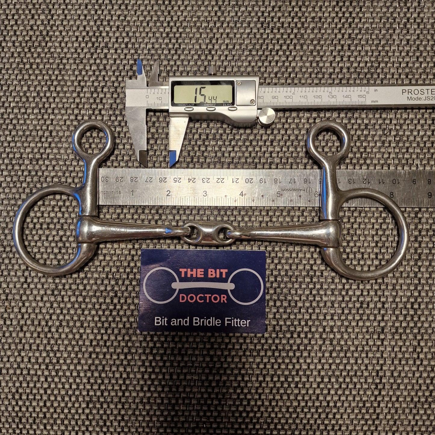 6" hanging cheek lozenge snaffle bit B1191