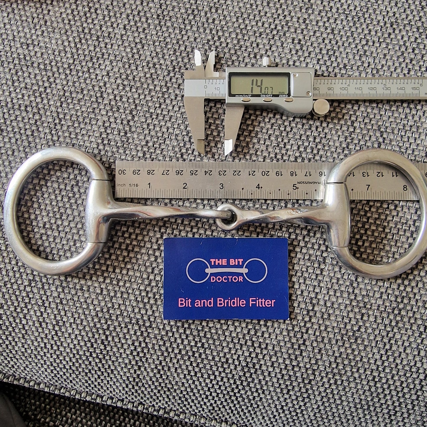 5.5" eggbutt twisted snaffle Bit B1588