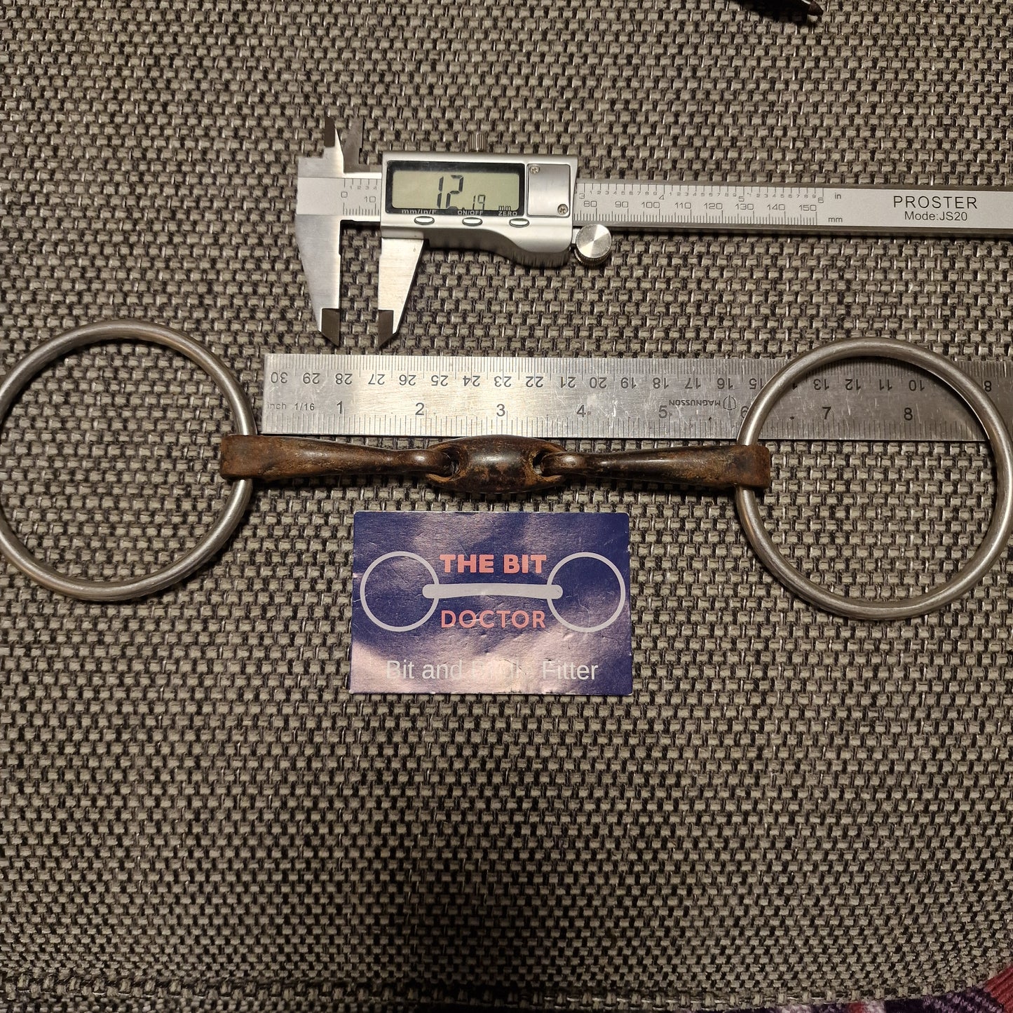 5.75" sweet iron lozenge loose ring snaffle bit B813