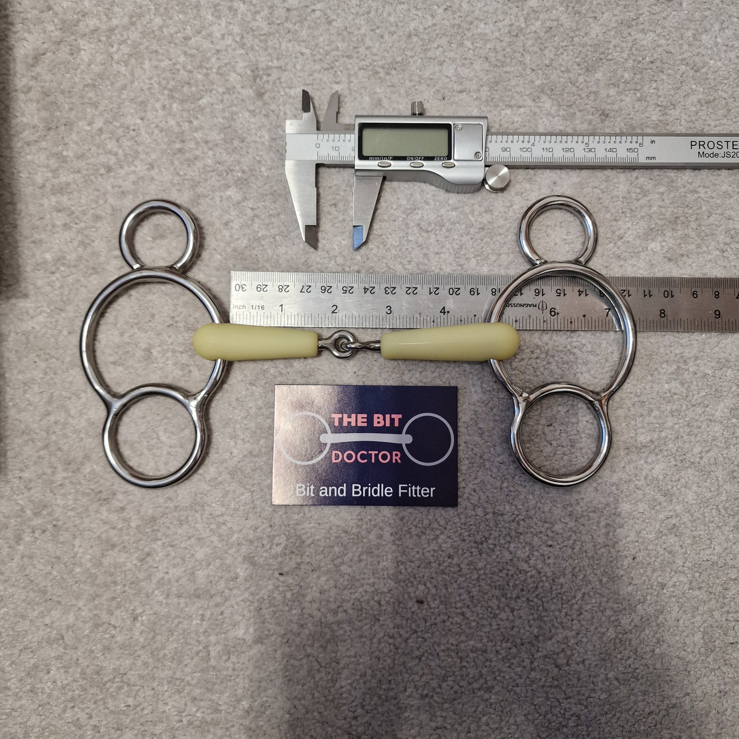 4.5" happy mouth jointed universal gag Bit New B1679