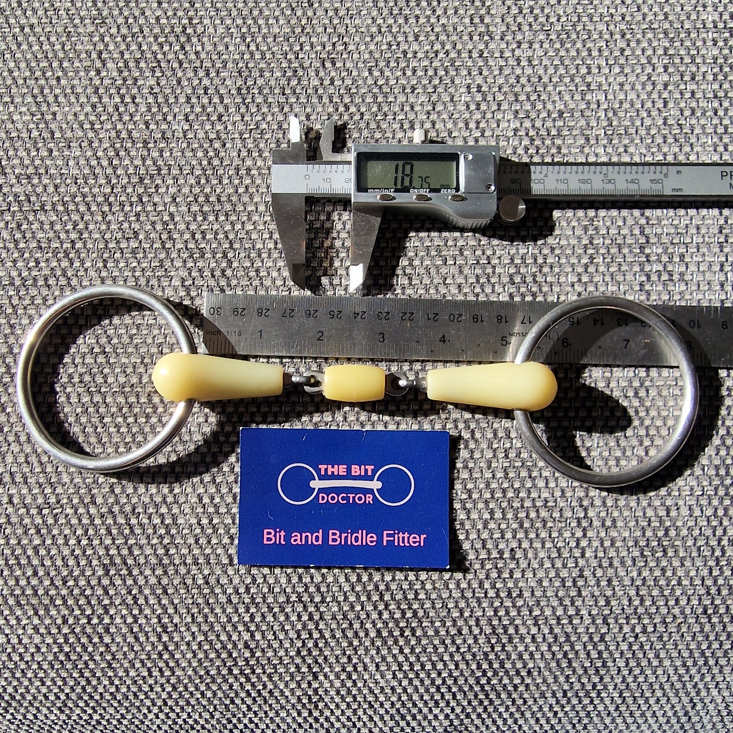 5" happy mouth lozenge loose ring snaffle bit B740