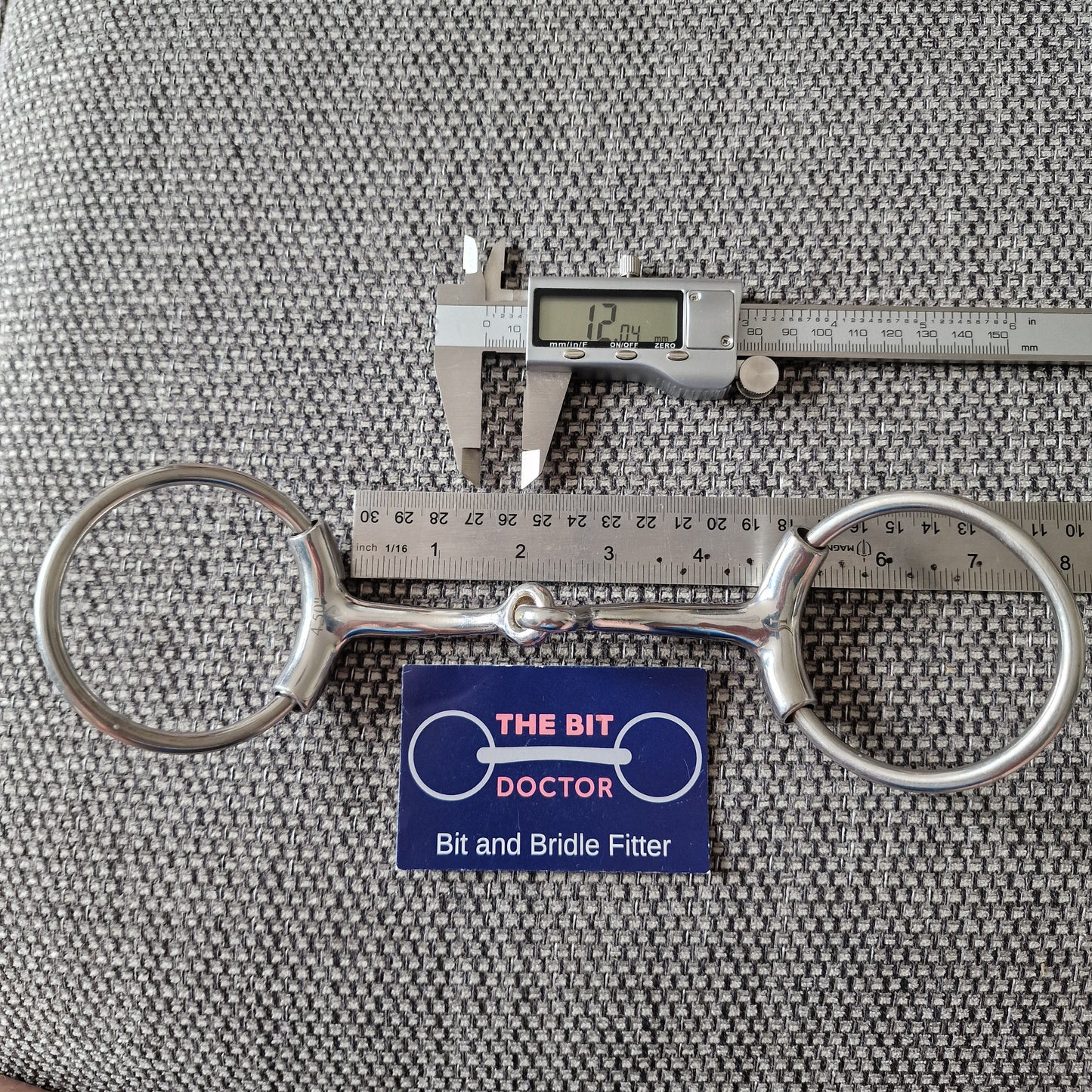 4.5" horsemanship saddery orbit lip relief sleeved loose ring snaffle Bit B1546