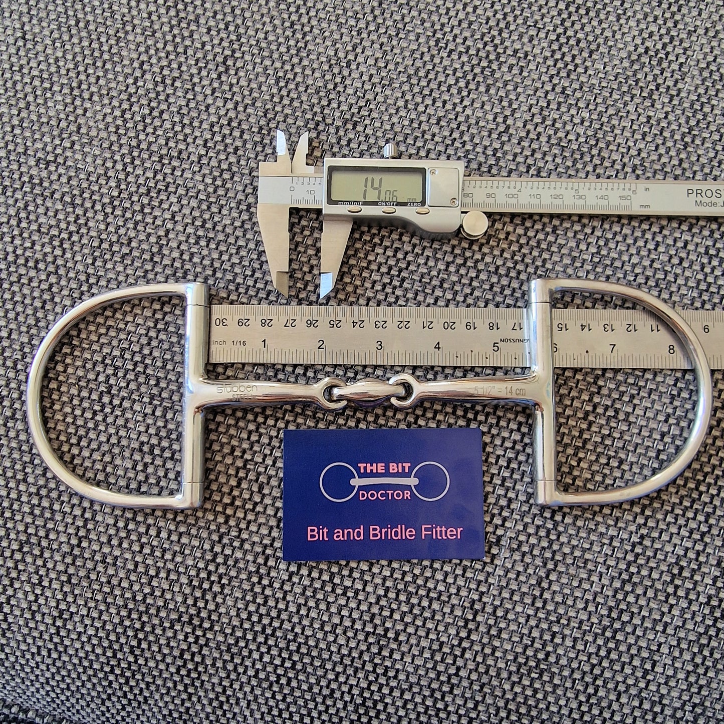 5.5" stubben d-ring easy control lock up snaffle Bit B1310