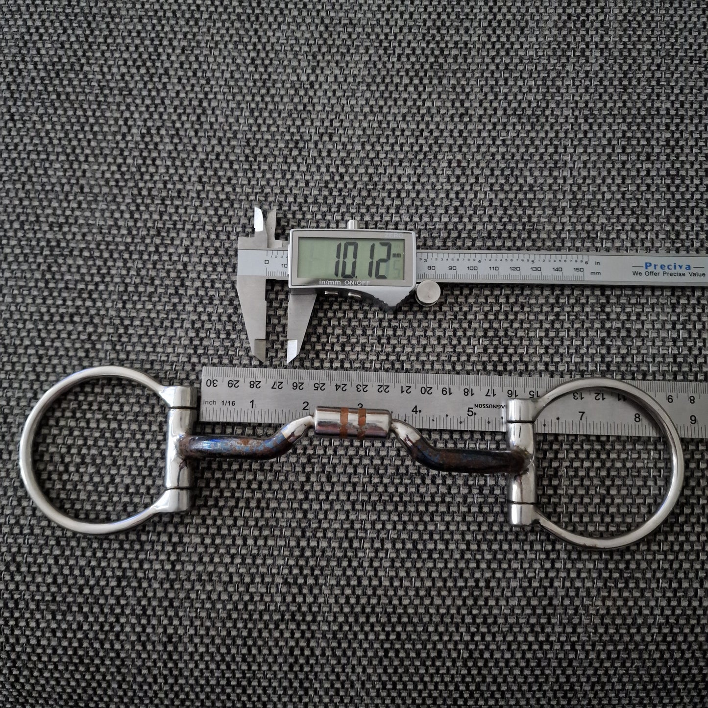 5.5" sweet iron d-ring ported barrel snaffle bit B668