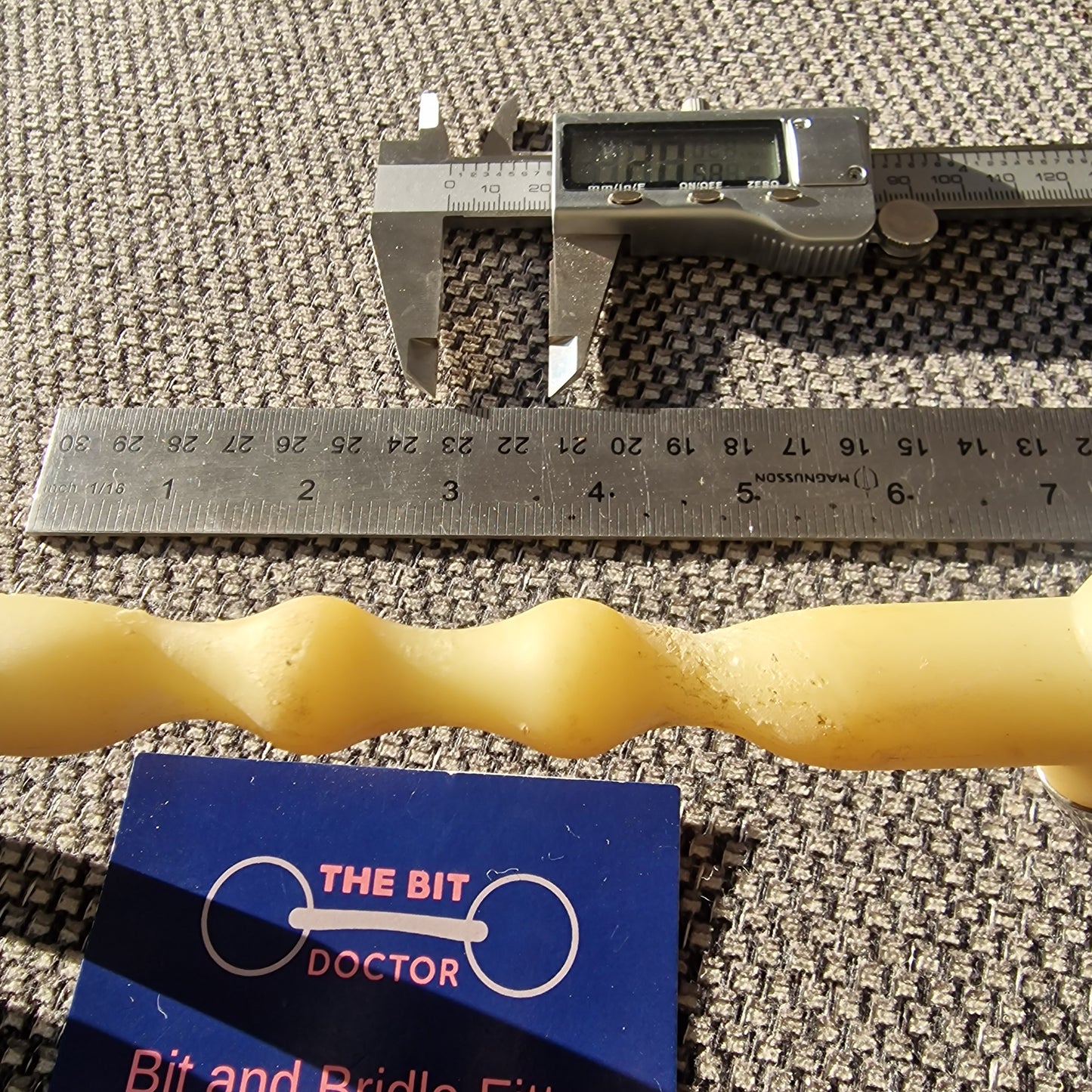 5.75" happy mouth mullen eggbutt snaffle Bit B1482