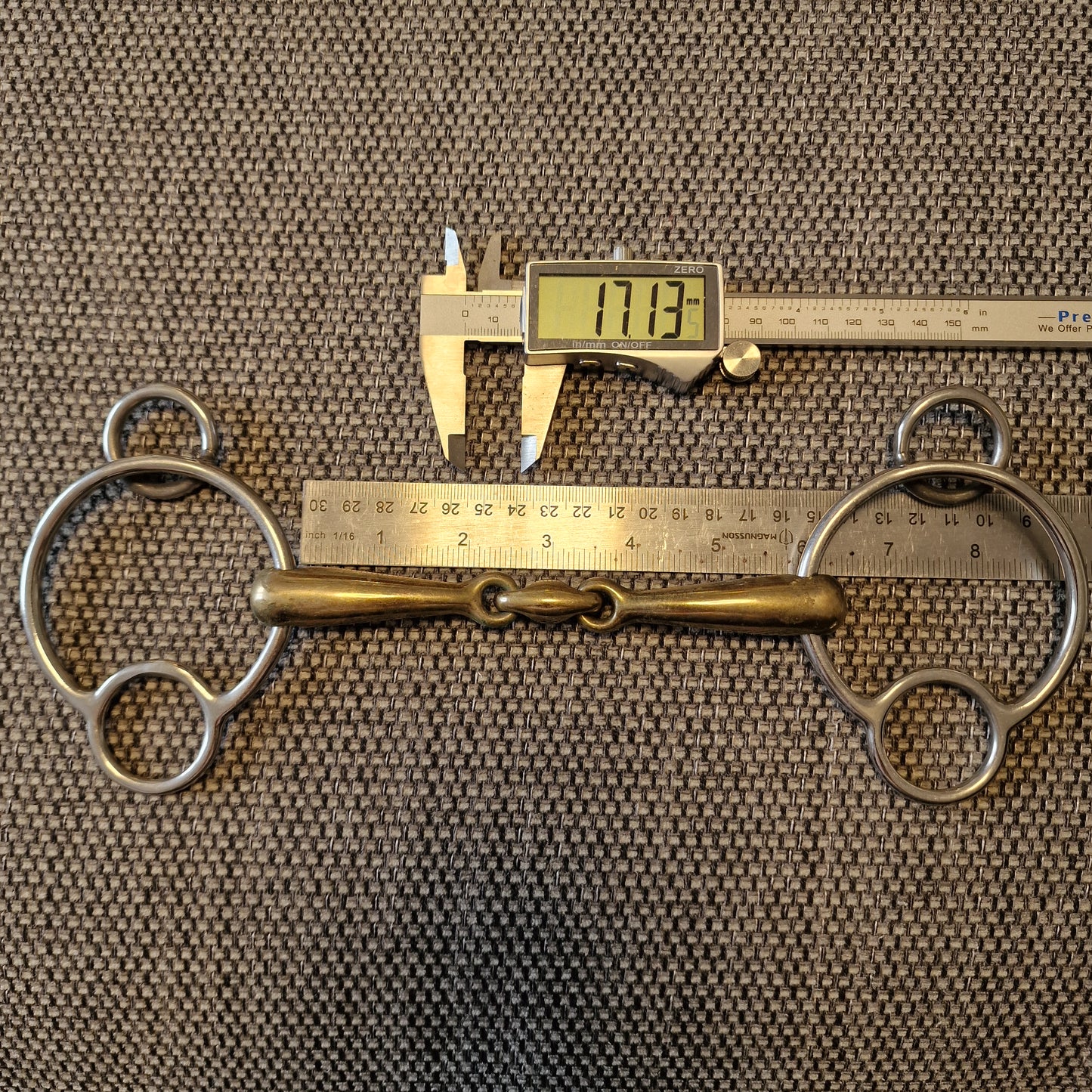 5.75" copper lozenge universal gag bit B388