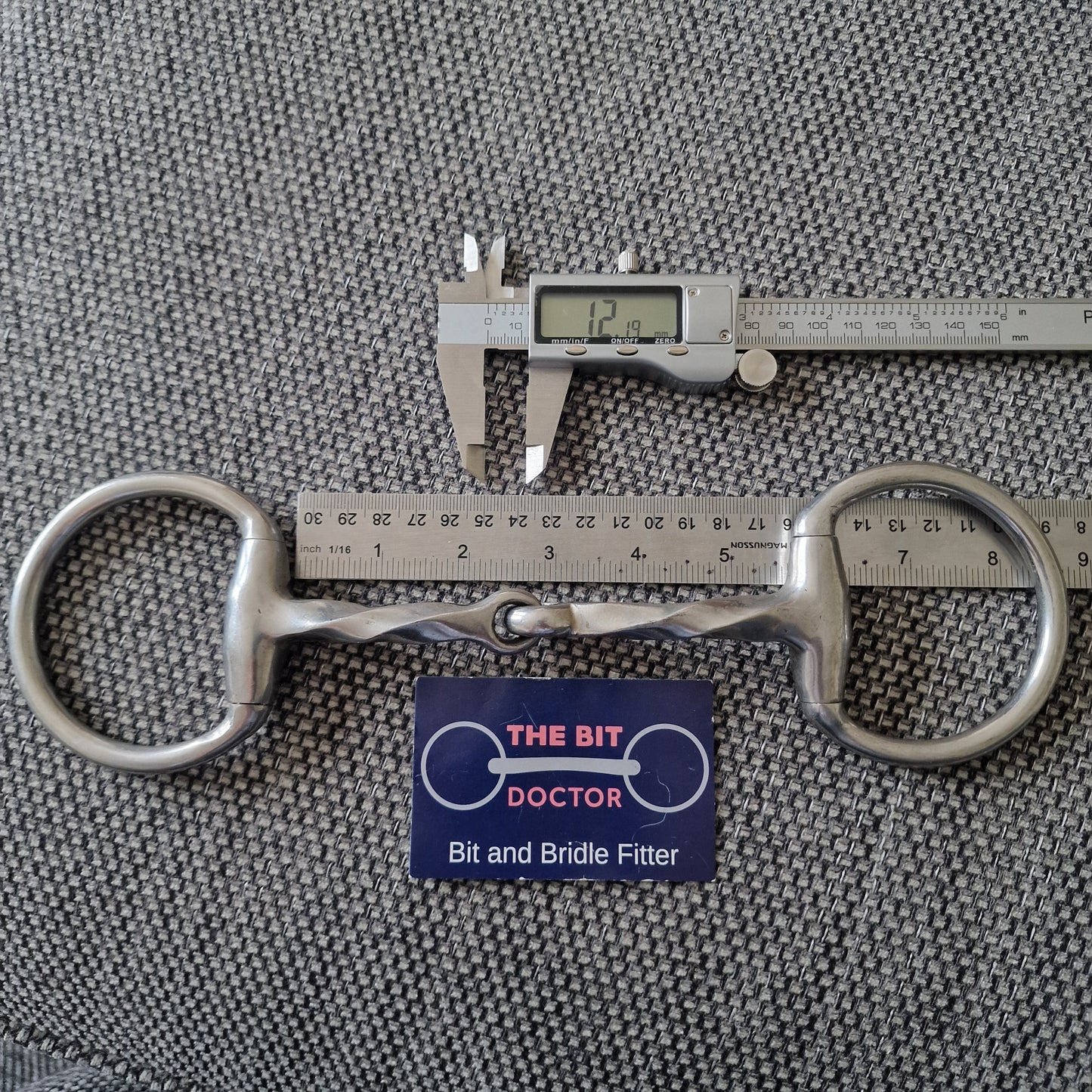 5.5" eggbutt twisted snaffle Bit B1588