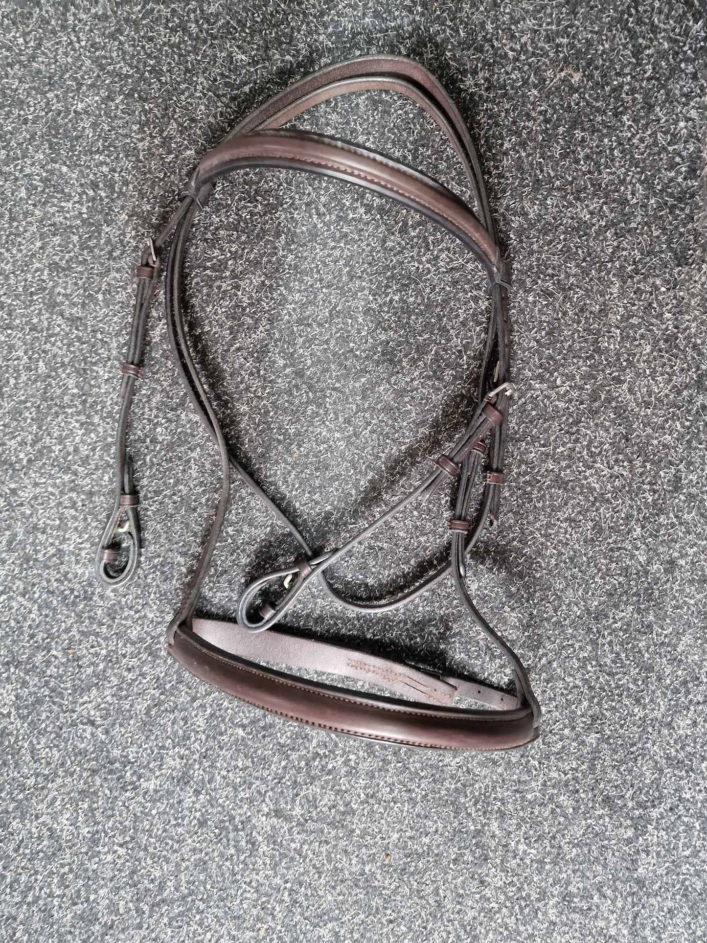 Full brown english leather Bridle A77