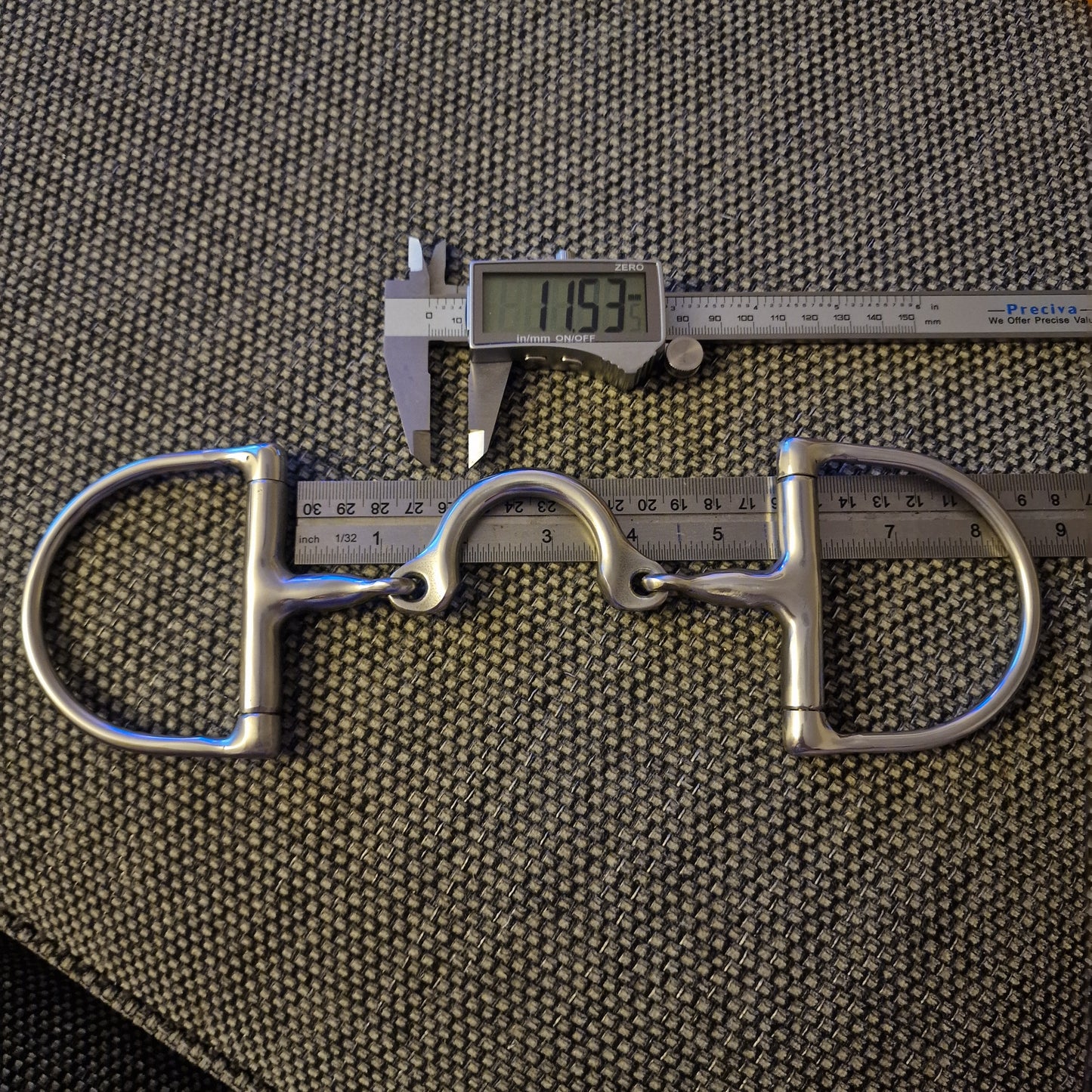 5.5" Custom segundo d-ring snaffle Bit B1170