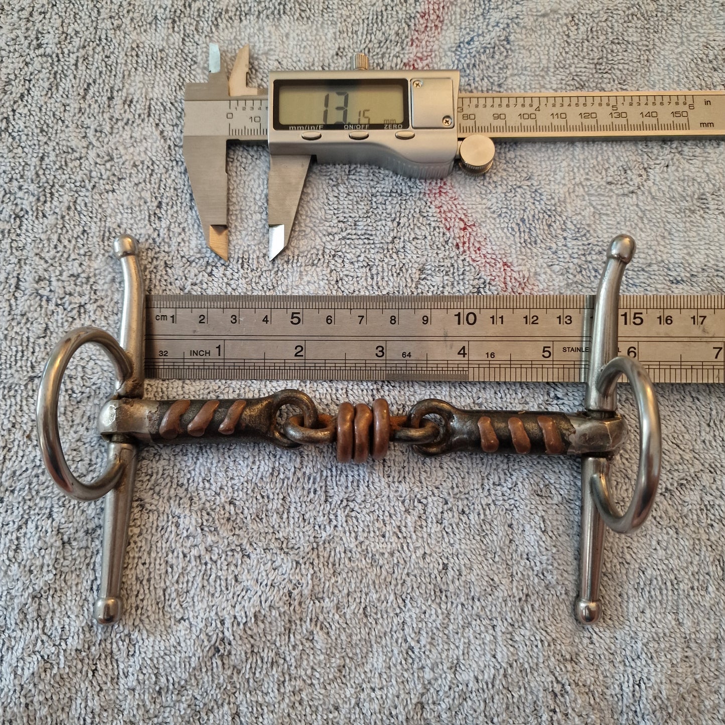 5.25" fylde? Small neat Tom thumb full cheek snaffle bit welded cheeks. B72