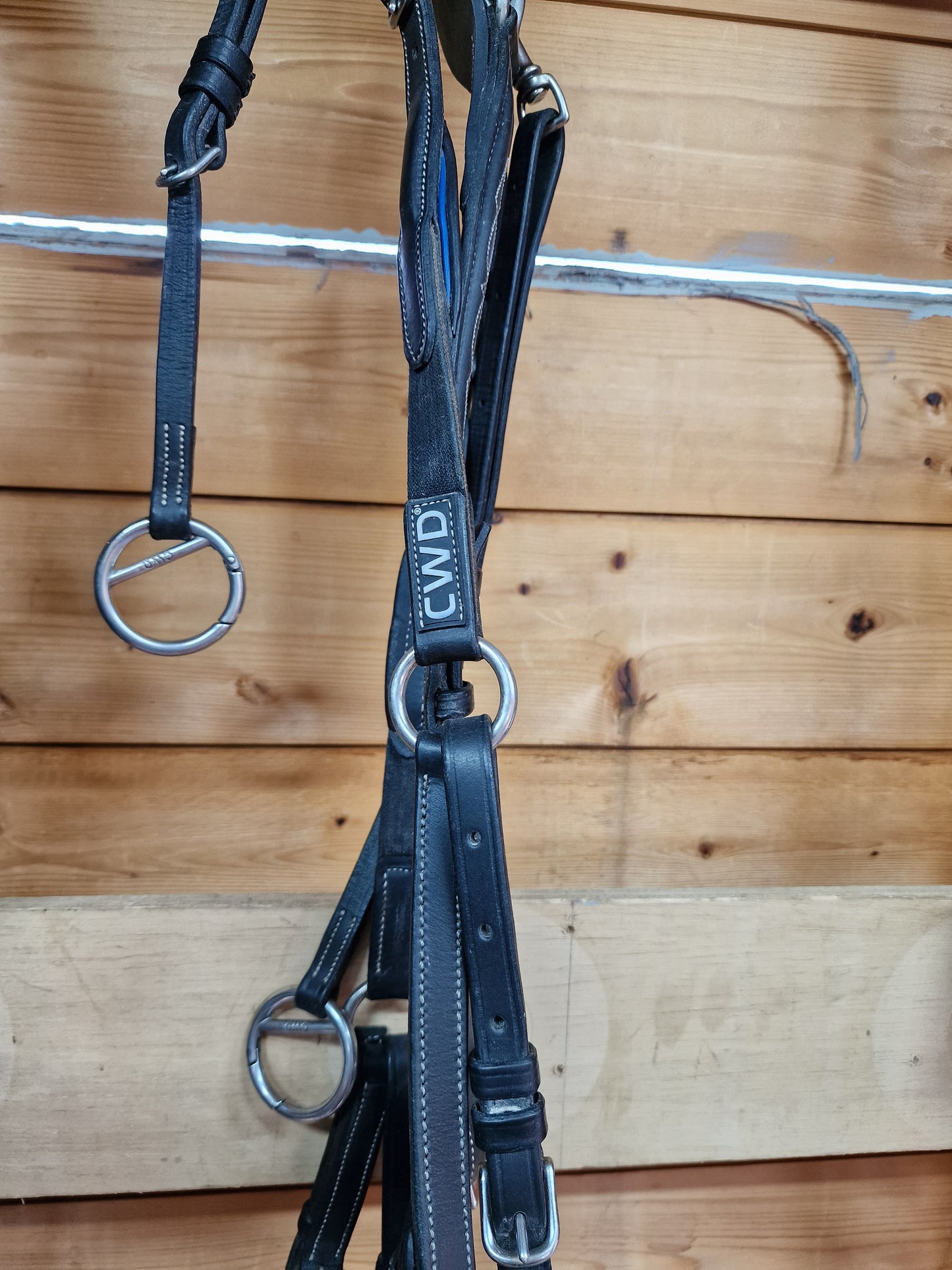 Pony black and blue CWD Mademoiselle custom made breastplate