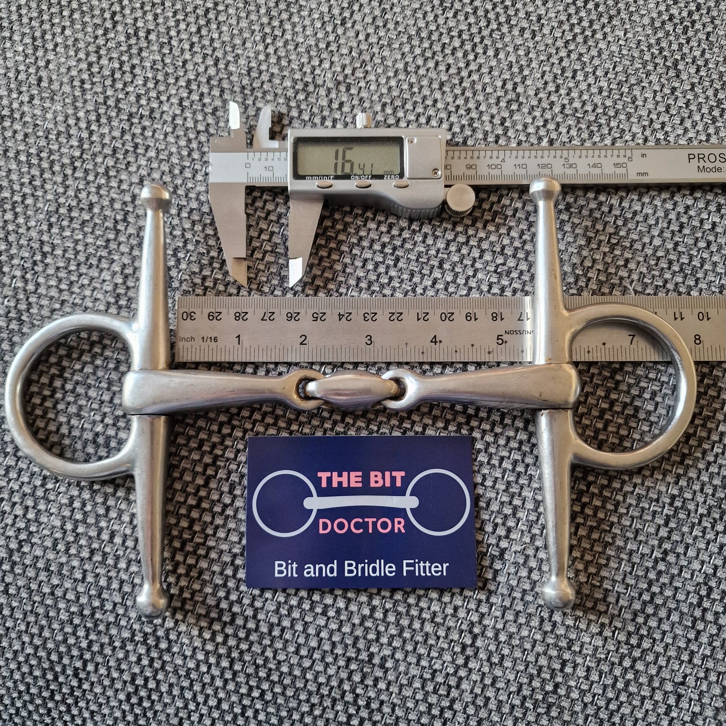 5.25" sprenger max control lock up lozenge full cheek snaffle bit B99