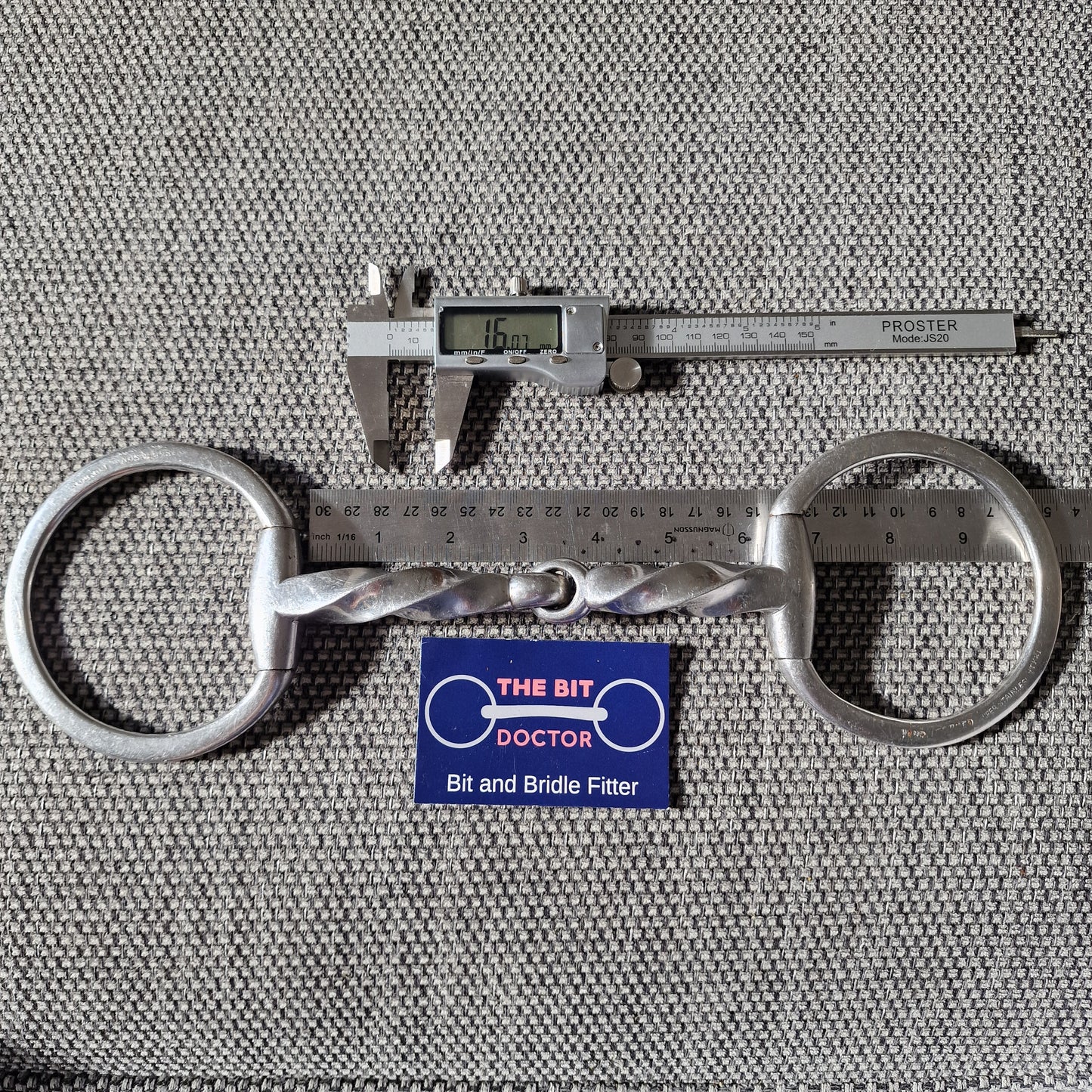 6" twisted eggbutt snaffle Bit B1363