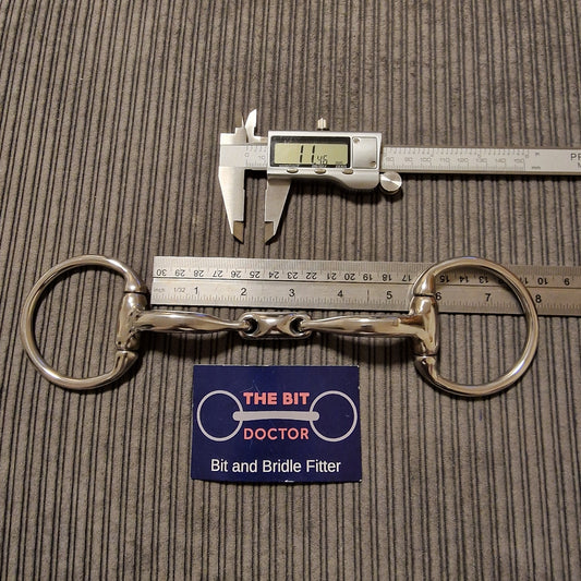 5.25" TBD Curve Flat Lozenge eggbutt snaffle bit B647