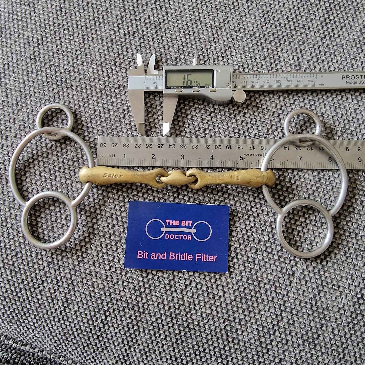 5.5" neue schule transangle lozenge 2.5 ring universal gag bit B141