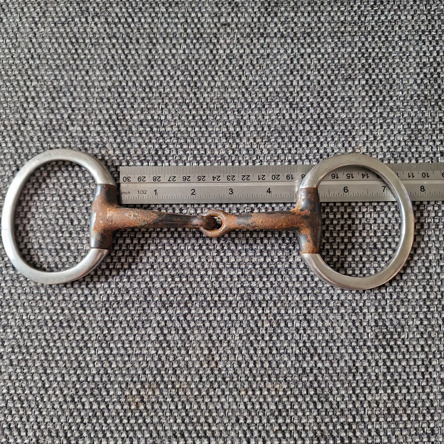 4.5" Eggbutt sweet iron jointed snaffle bit B873