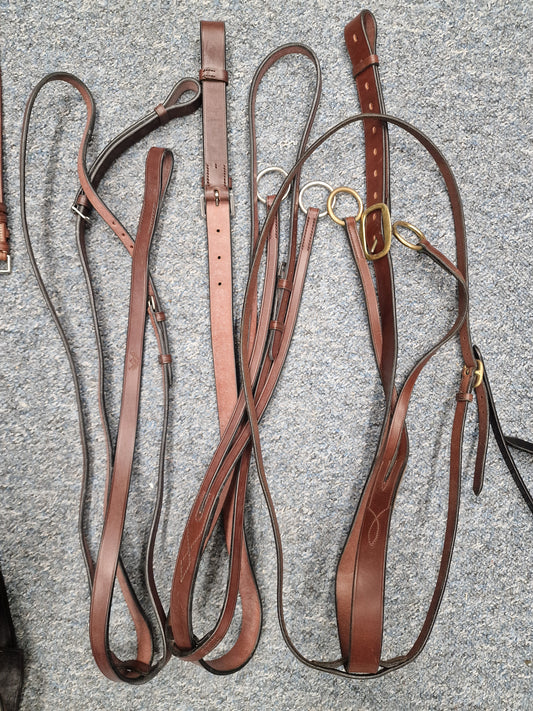 Cob brown English leather martingales