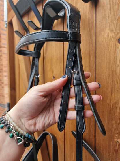 Full black Ecorider Show Comfort hunter, removeable flash Bridle A60