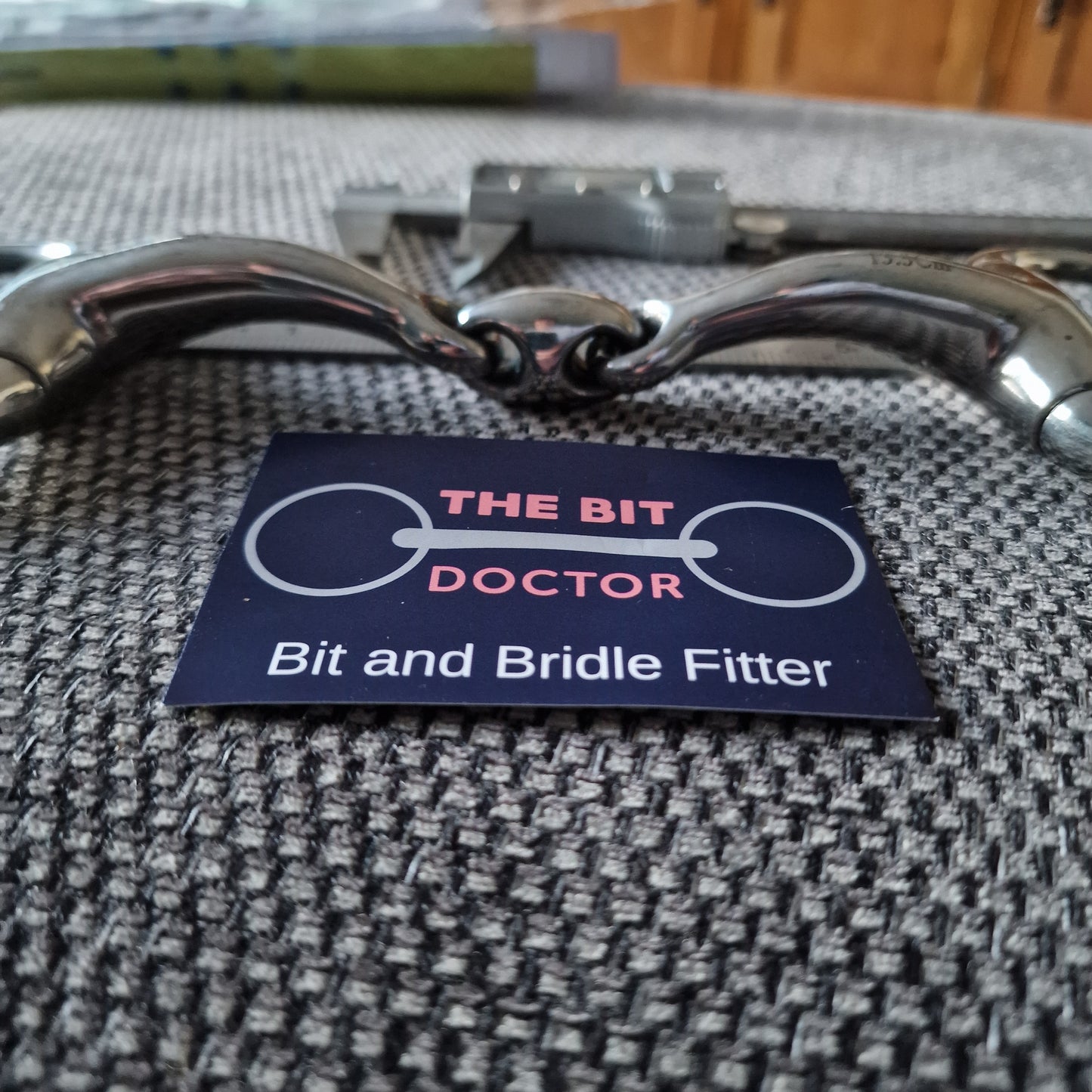5.5" curved eggbutt lozenge snaffle bit B797