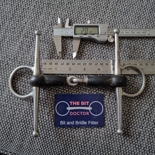 4.75" jointed rubber full cheek snaffle Bit B1285
