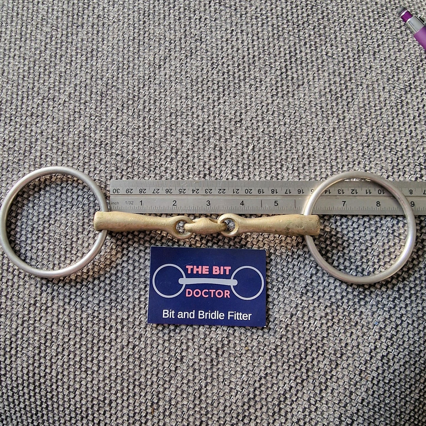 5.75" Neue schule transangle loose ring snaffle bit (older style) B309