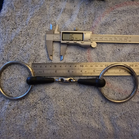 5" shires equikind rubber lozenge loose ring snaffle bit B498