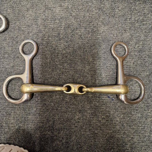 Hanging cheek copper lozenge snaffle bit with small neat sides