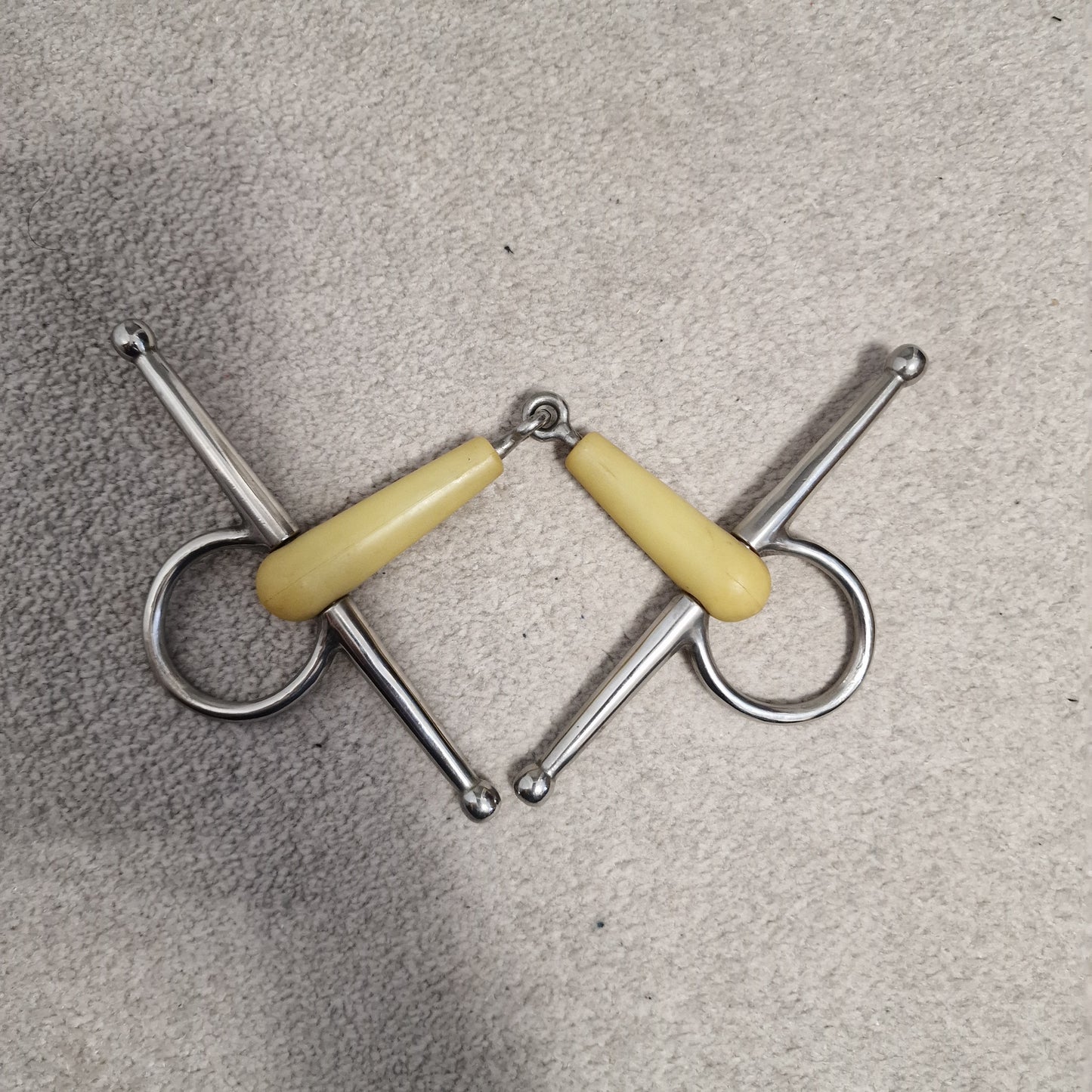 5.25" happy mouth jointed full cheek snaffle Bit New B1638