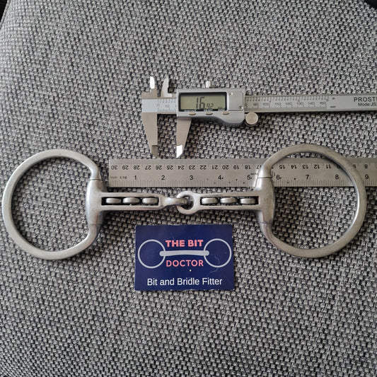 5" eggbutt magennis jointed snaffle bit B1140
