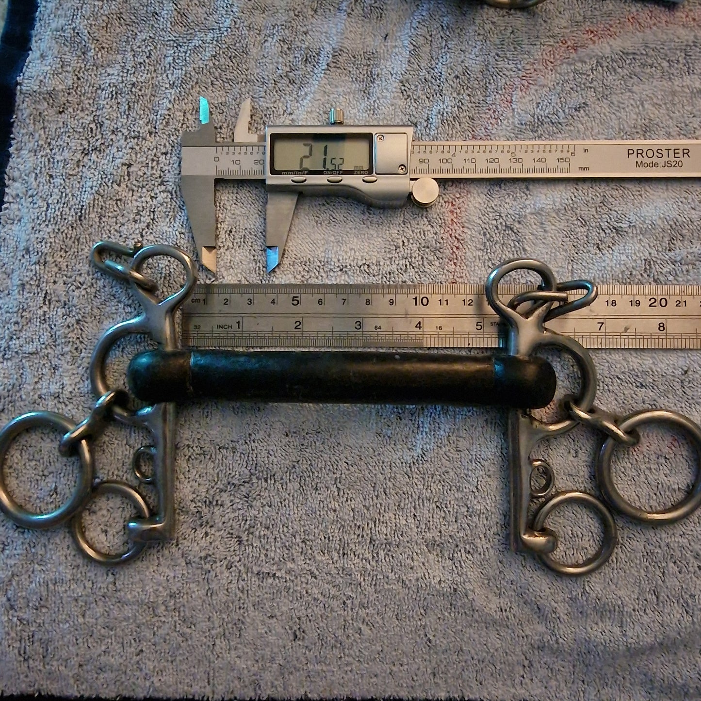 5.25" Abbey custom bendy rubber rugby pelham Bit B1653