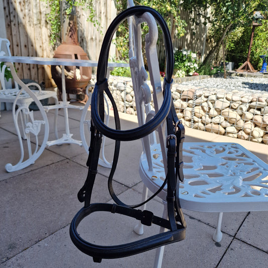 Full black Dy'on padded flash bridle A30
