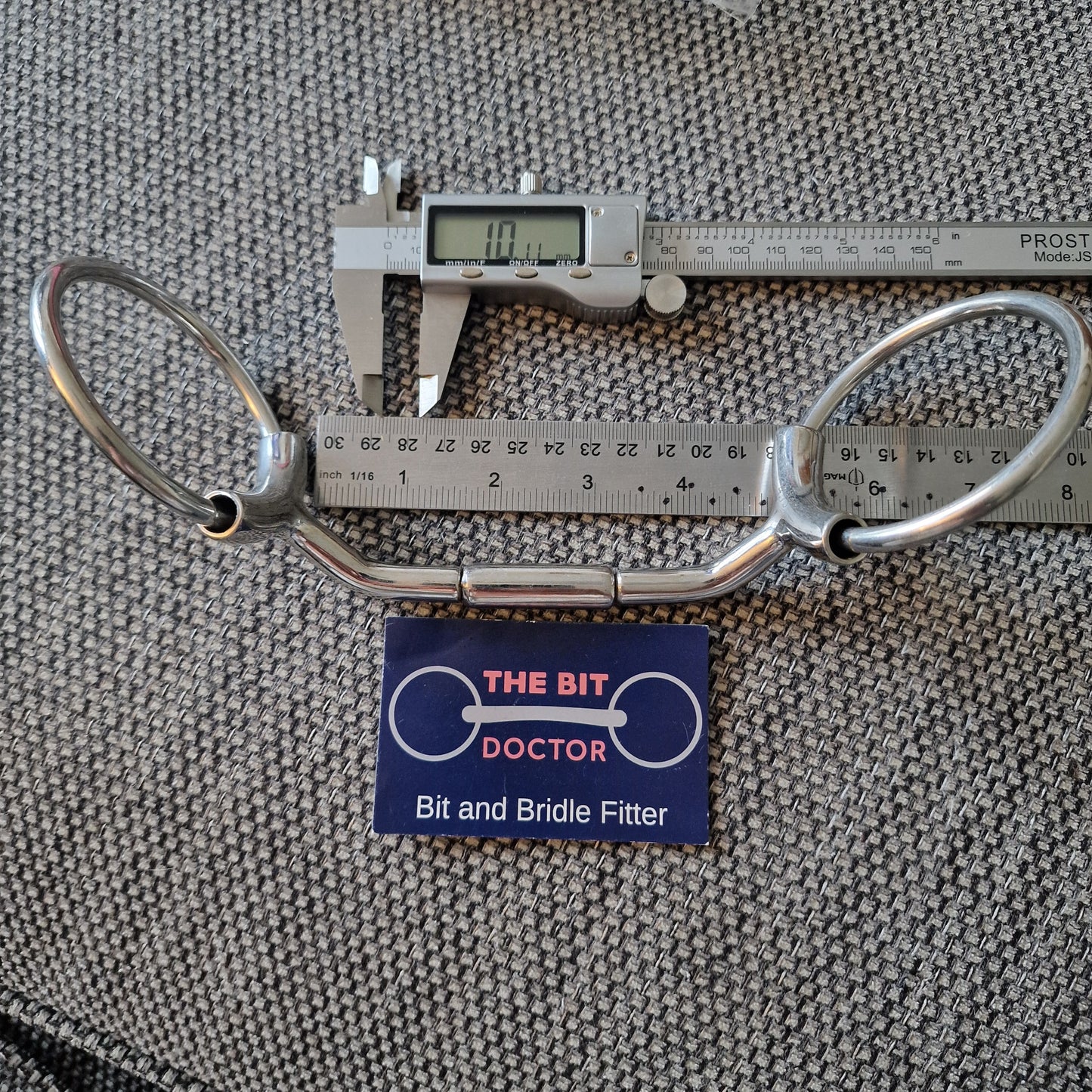 4.75" horsemanship saddery mullen barrel lip relief sleeved loose ring snaffle bit B545