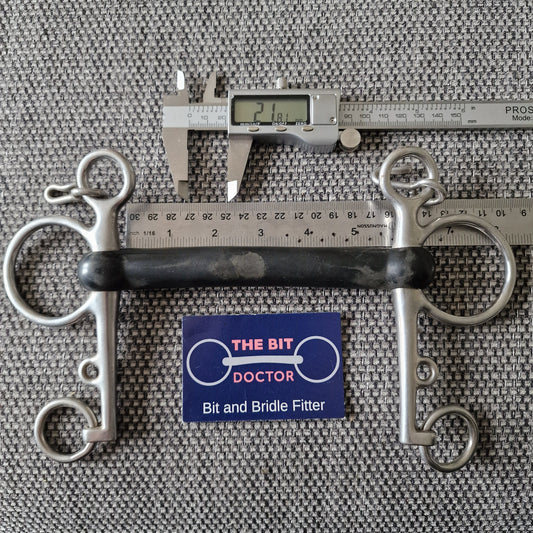 5.5" bendy rubber mullen pelham bit B190