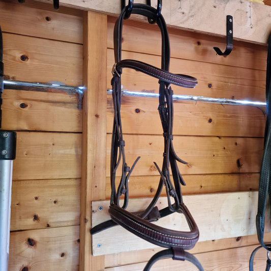 Full red/brown stubben waterford bridle