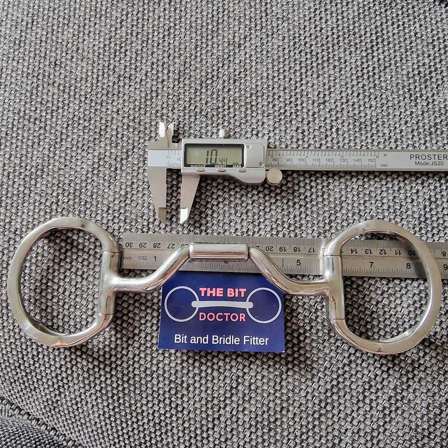 5.5" Myler MB33 eggbutt with hooks snaffle Bit B1027