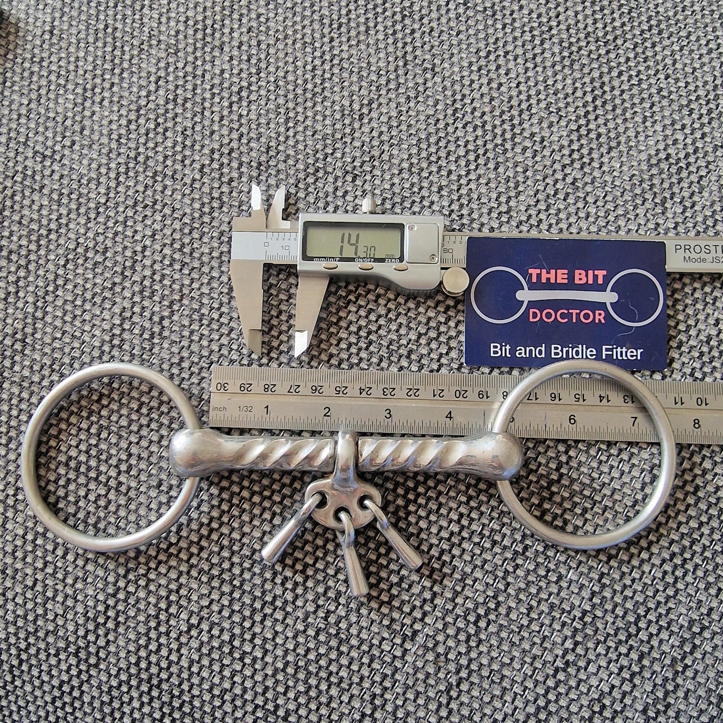 4.5" loose ring breaking snaffle bit B178