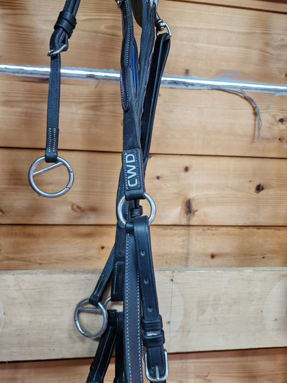 Pony black and blue CWD Mademoiselle custom made breastplate