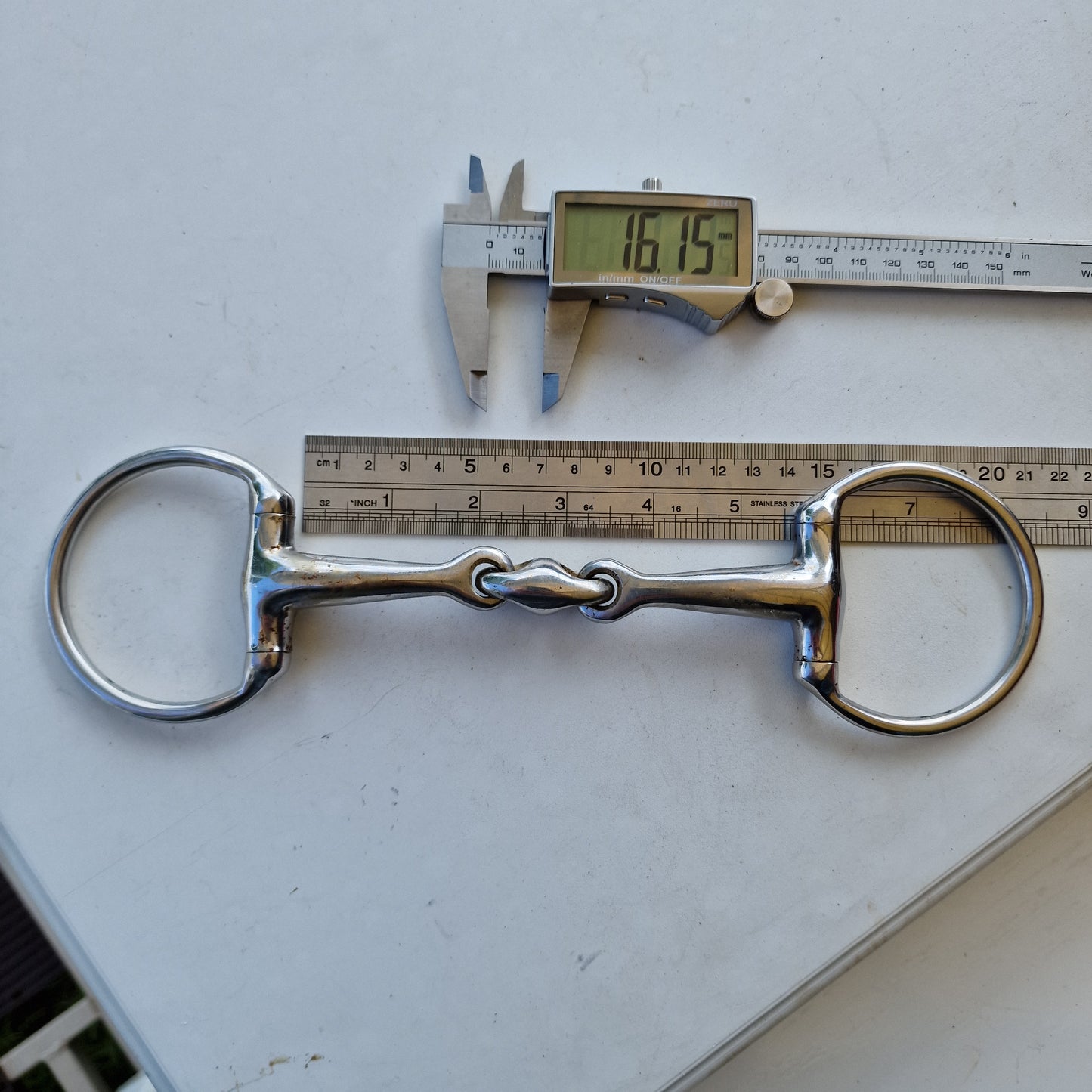 5.5" eggbutt lozenge snaffle Bit B906