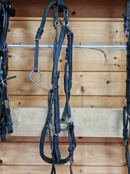 Pony black and blue CWD Mademoiselle custom made breastplate
