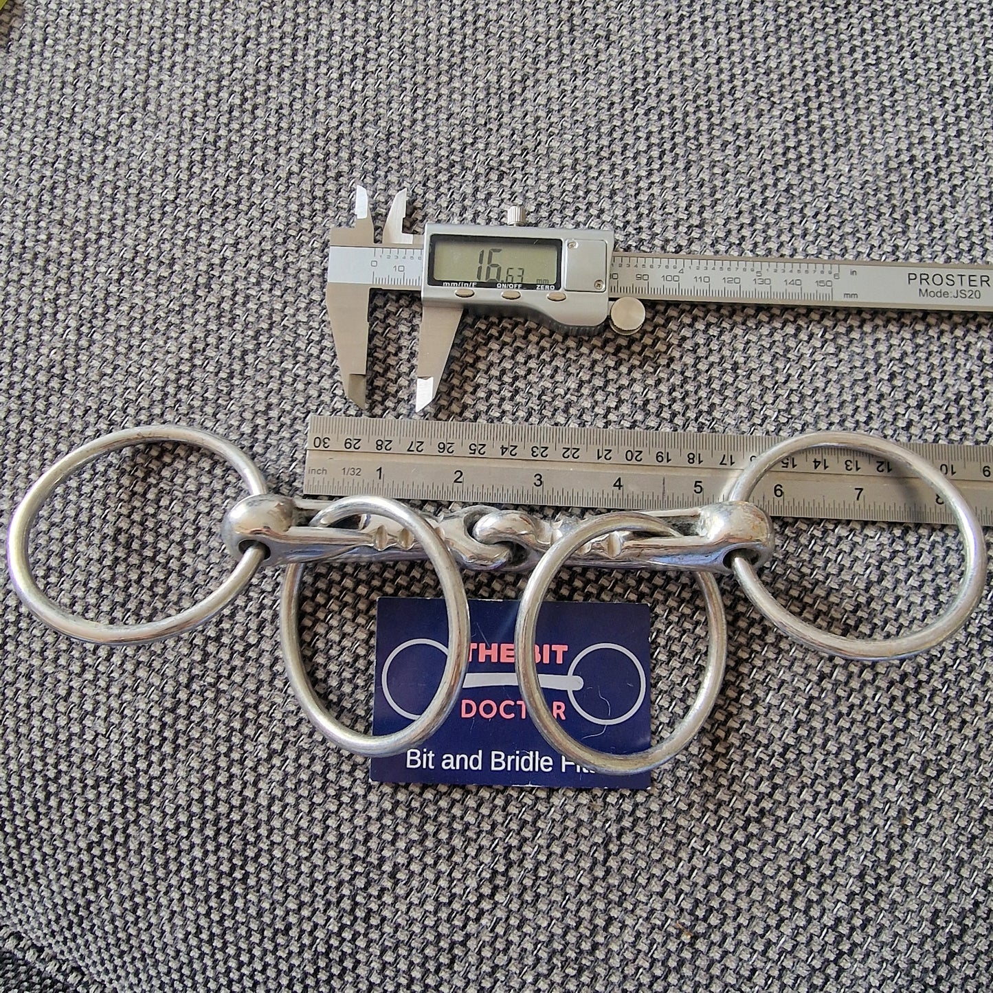 4.5" scorrier snaffle bit B218