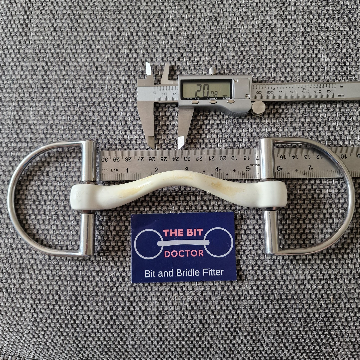 5.25" Trust inno sense medium port d-ring snaffle Bit B990