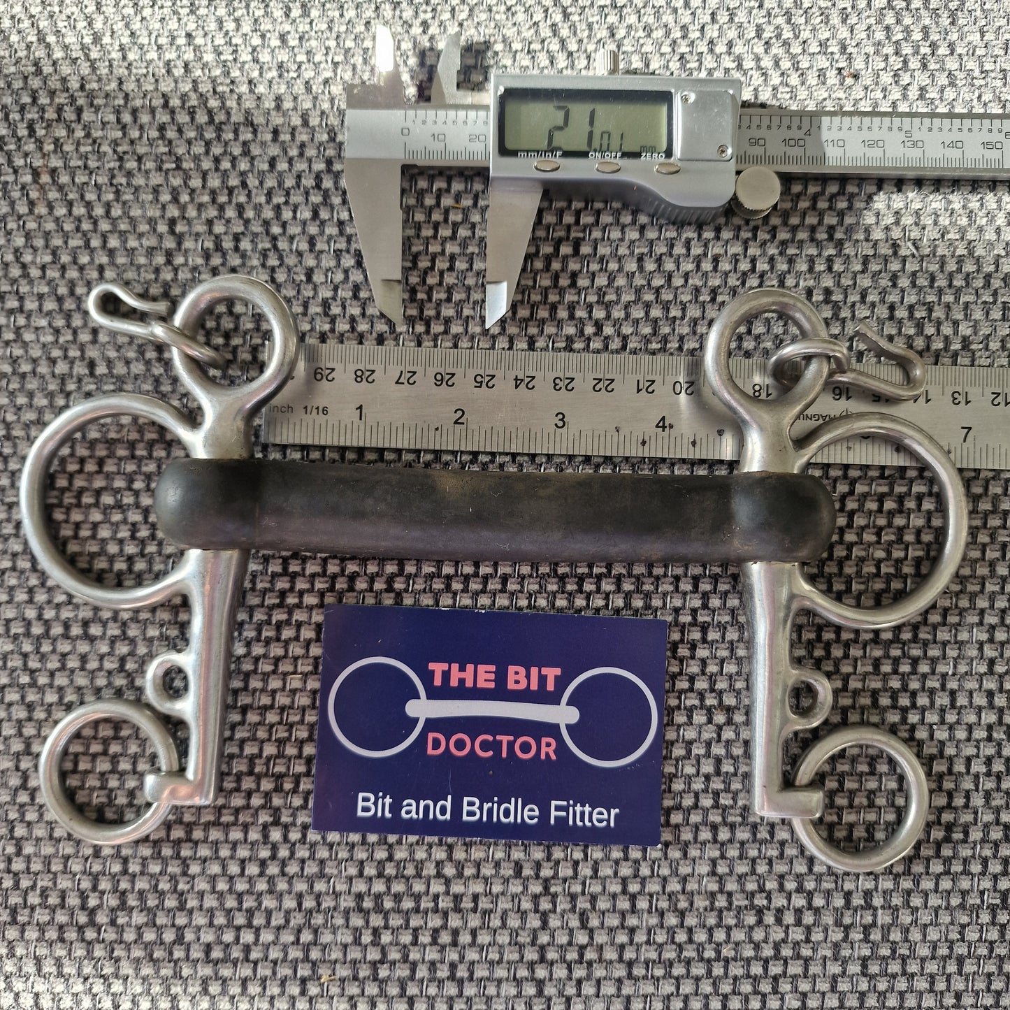 4.5" bendy rubber mullen pelham Bit B1369